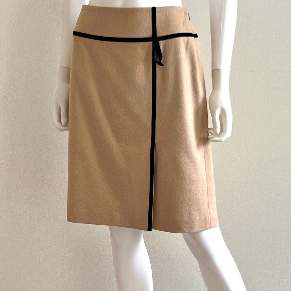 Vintage C2000s ANN TAYLOR Loft, Camel Tan Wool Blend Skirt, Velvet Trim, 8